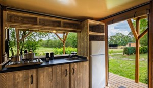 Safari tent Village - kitchen