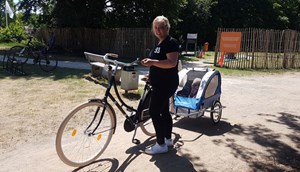Walking and cycling, bike with children