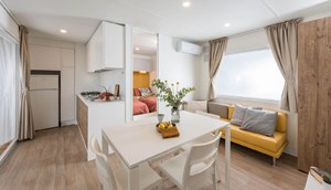 Mobile home Prestige Deluxe airco - living room