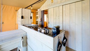 Safari Tent Cottage fully equipped kitchen