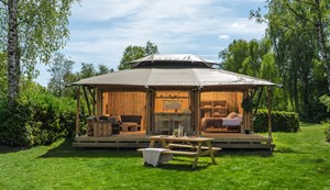 Grand lodge private sanitary